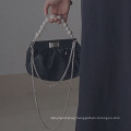 Low MOQ Chic Handbags & Messenger Bags Leather Single Shoulder Bag Women Handbags Ladies